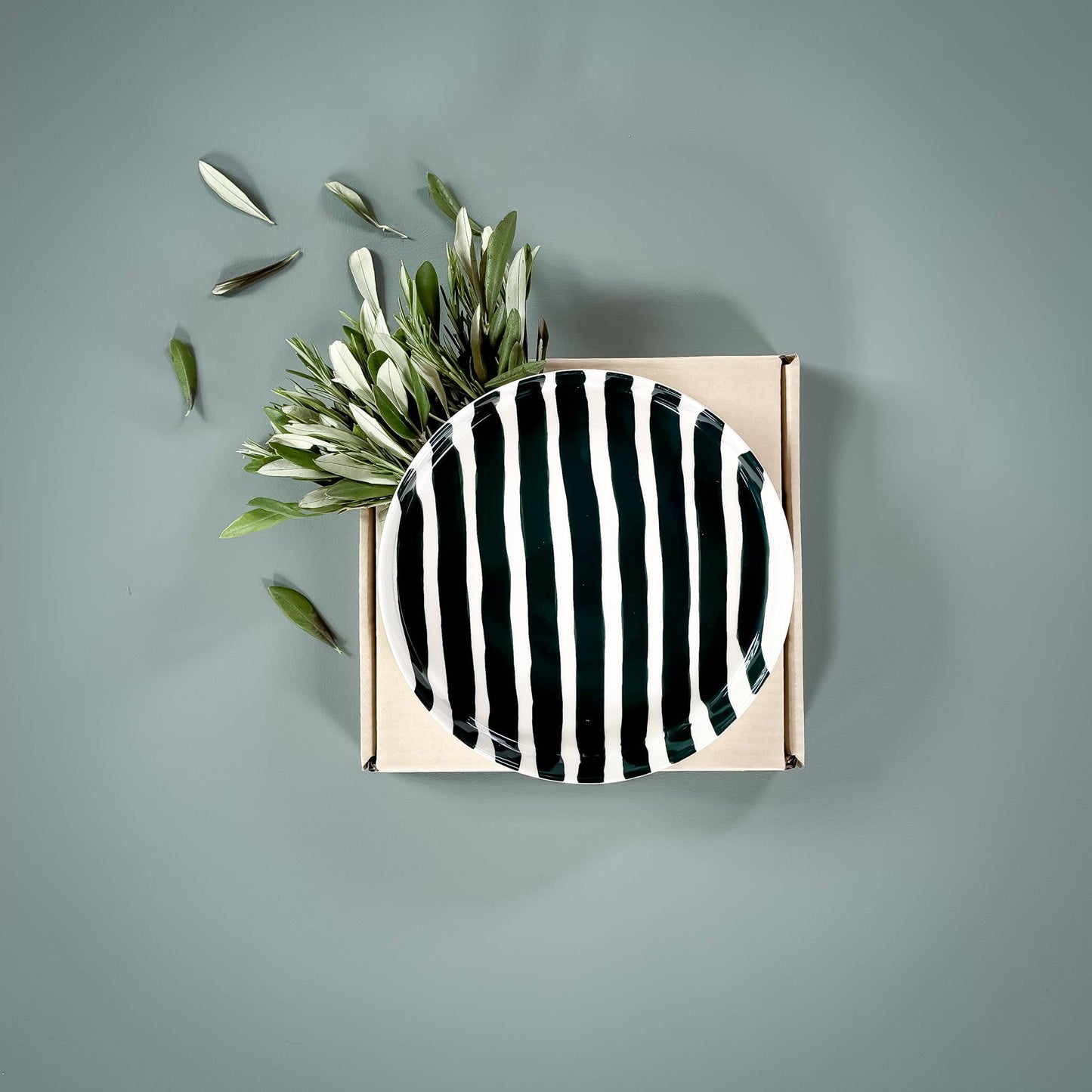Striped Plate / Gentle Green